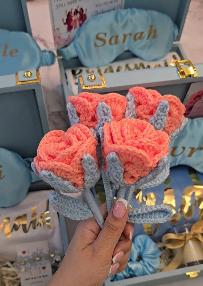 Cinderella’s Charm: Luxury Bridesmaid Gift Box